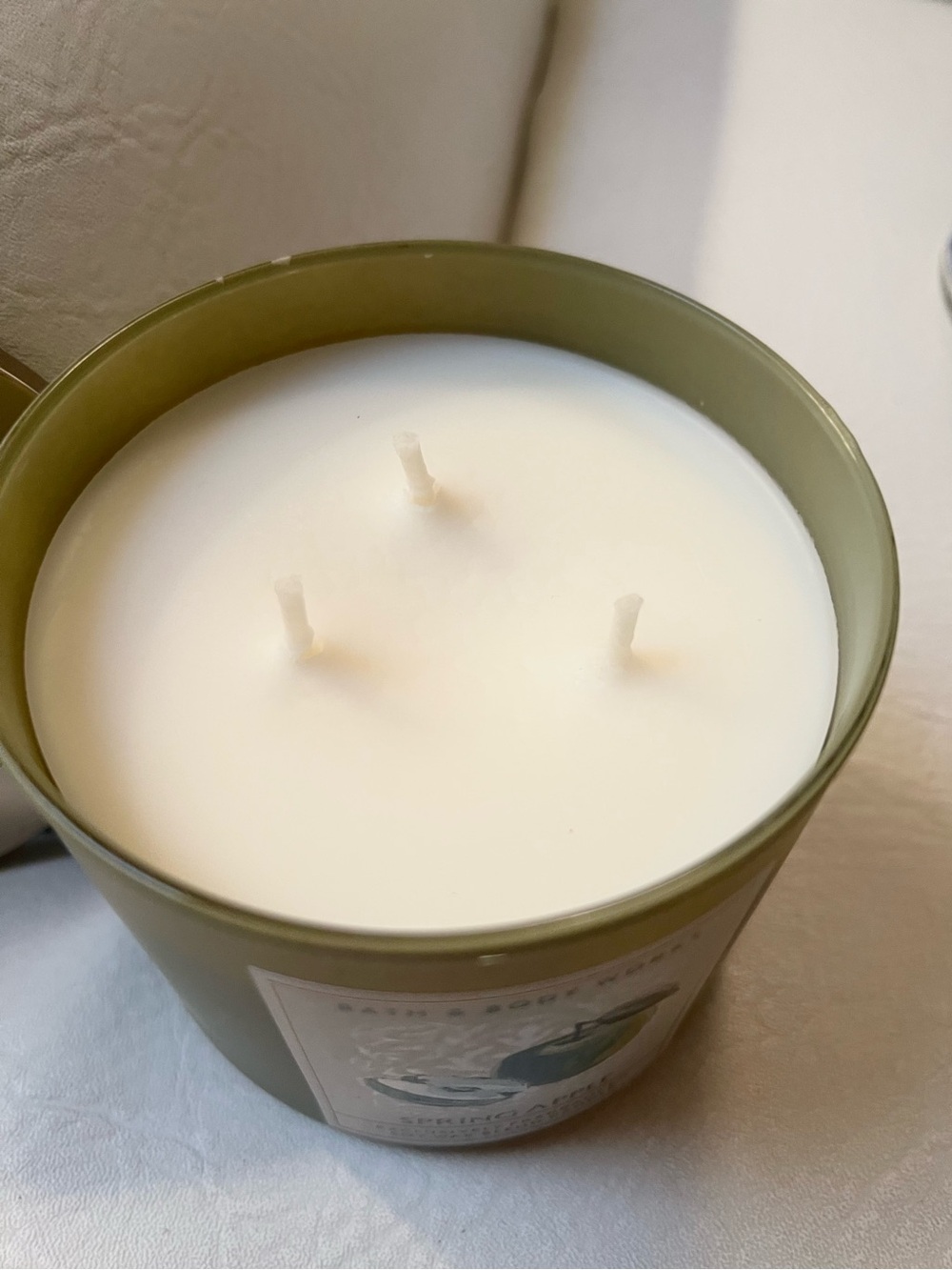 Spring Apple Candle! - Picture 2 of 3